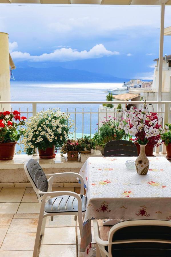 Seferi'S Apartament Apartment Sarande Bagian luar foto