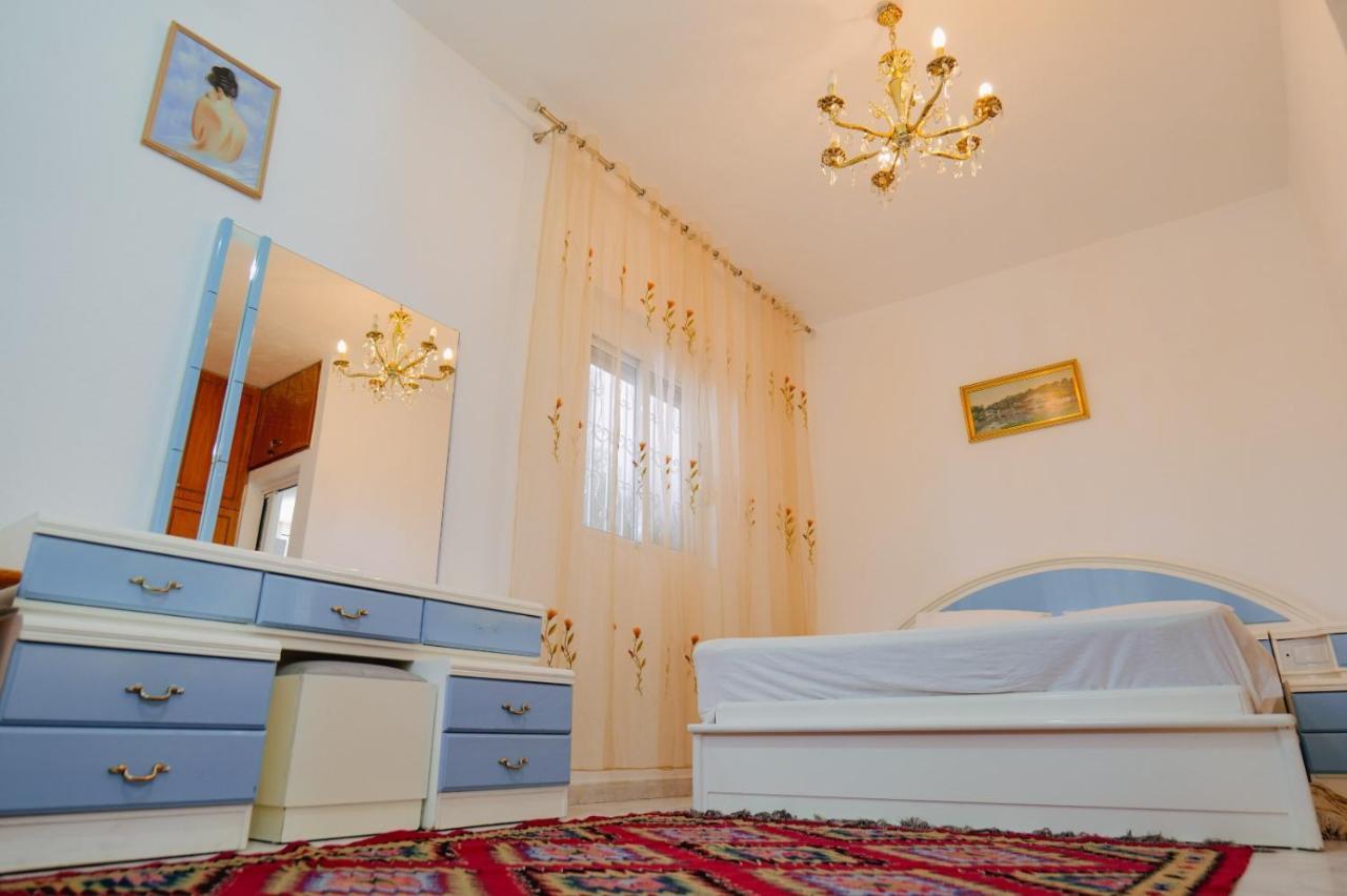 Seferi'S Apartament Apartment Sarande Bagian luar foto
