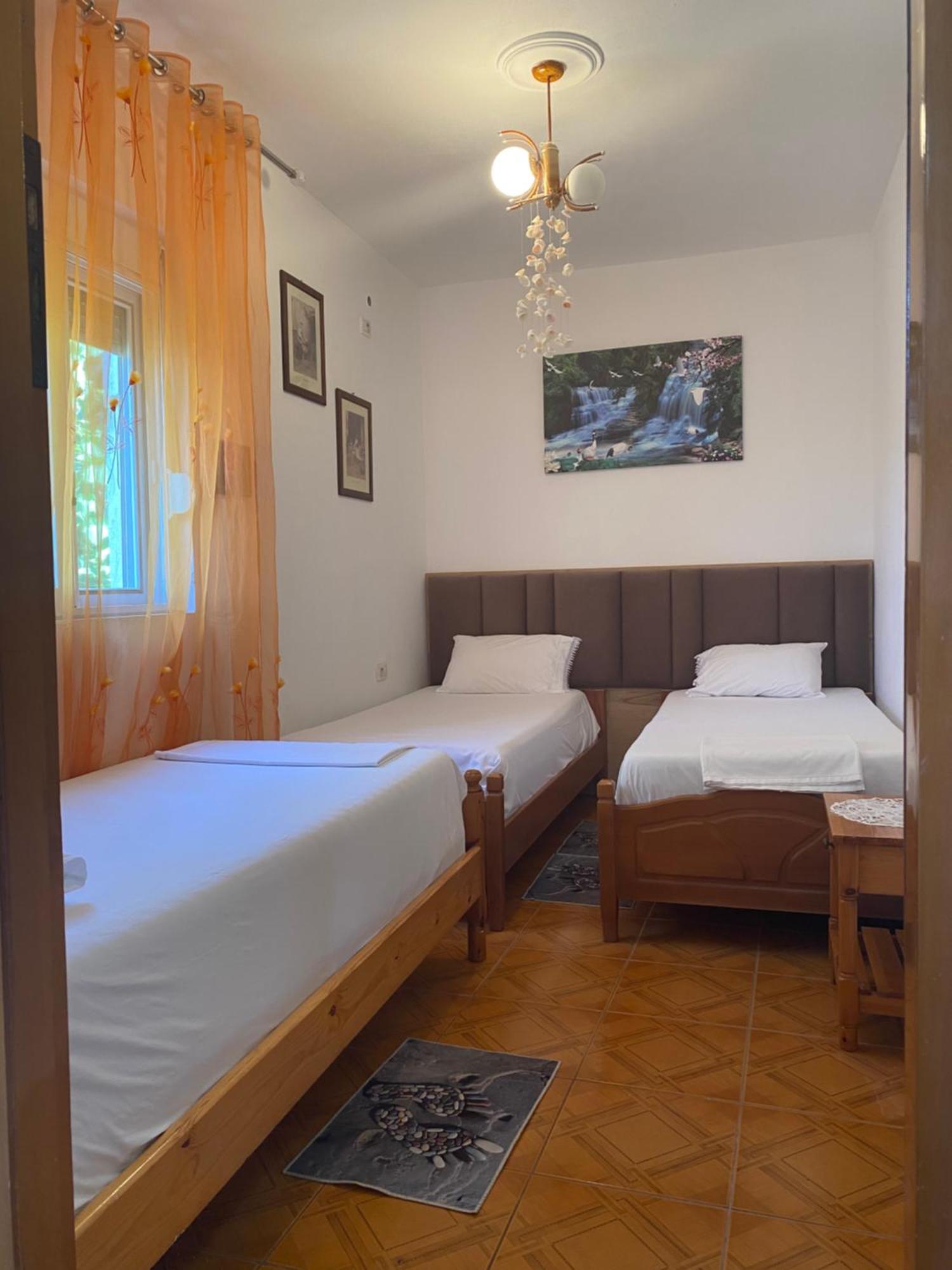 Seferi'S Apartament Apartment Sarande Bagian luar foto