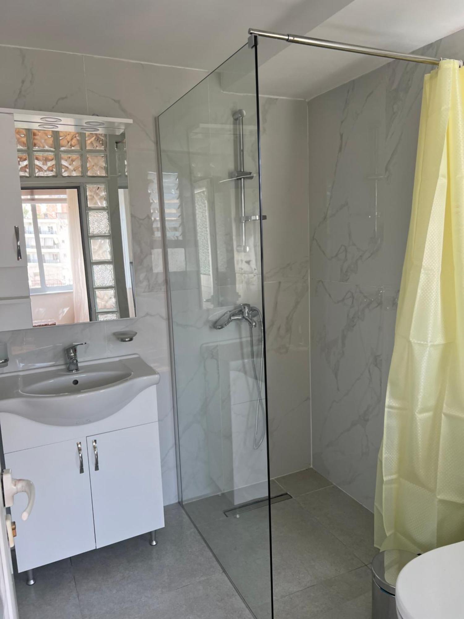 Seferi'S Apartament Apartment Sarande Bagian luar foto